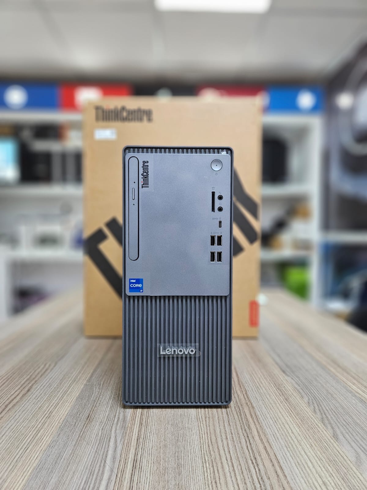 Lenovo ThinkCentre Neo 50t Gen 5 Tower – Intel i7, 16GB RAM, 512GB SSD, Wi-Fi 6, Expandable Storage