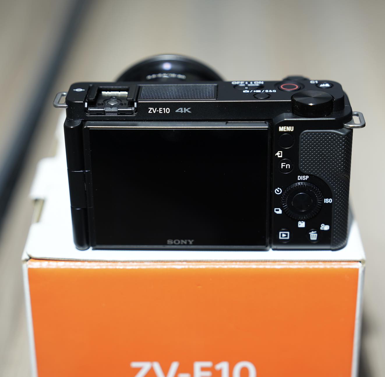 Sony ZV-E10 Mirrorless Camera with 16-50mm Lens – 4K Vlogging Kit for Creators