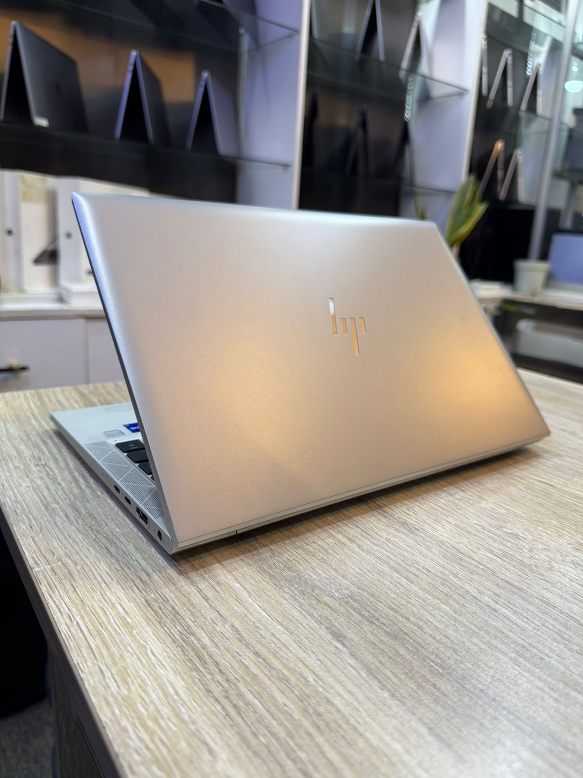 HP EliteBook 830 G8 Core i7 11th Gen Laptop | 16GB RAM | 512GB SSD | Touchscreen