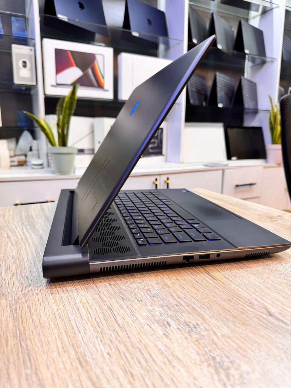 Buy Alienware M16 R1 in Kenya – RTX 4080, Intel i9, RGB Keyboard, 16