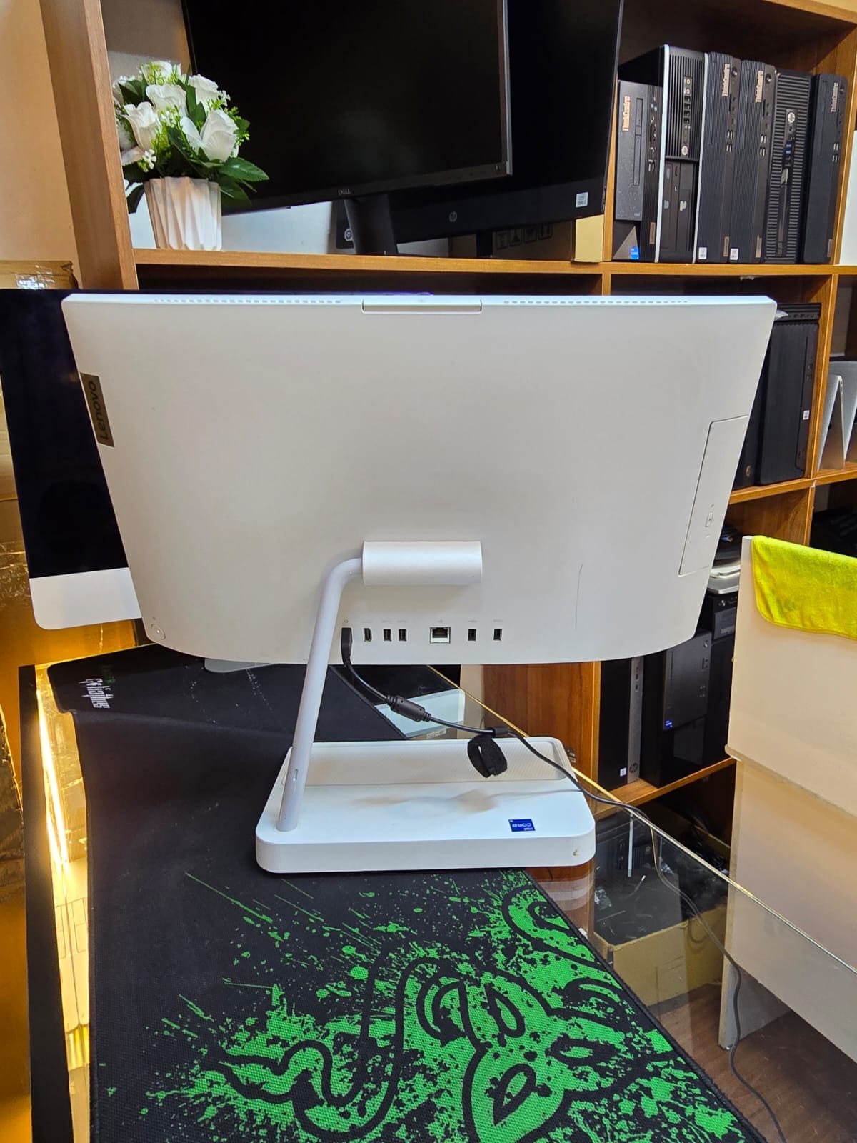 Lenovo IdeaCentre 3 All-in-One Bundle | Intel Core i5 11th Gen | 22” FHD | 8GB RAM | 1TB Storage