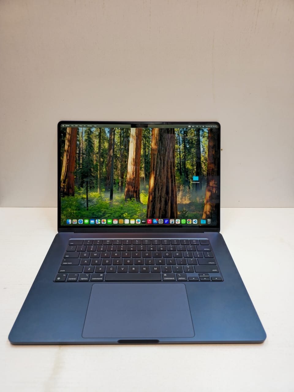 MacBook Air 15-inch M3 2024 Laptop | 16GB RAM | 256GB SSD