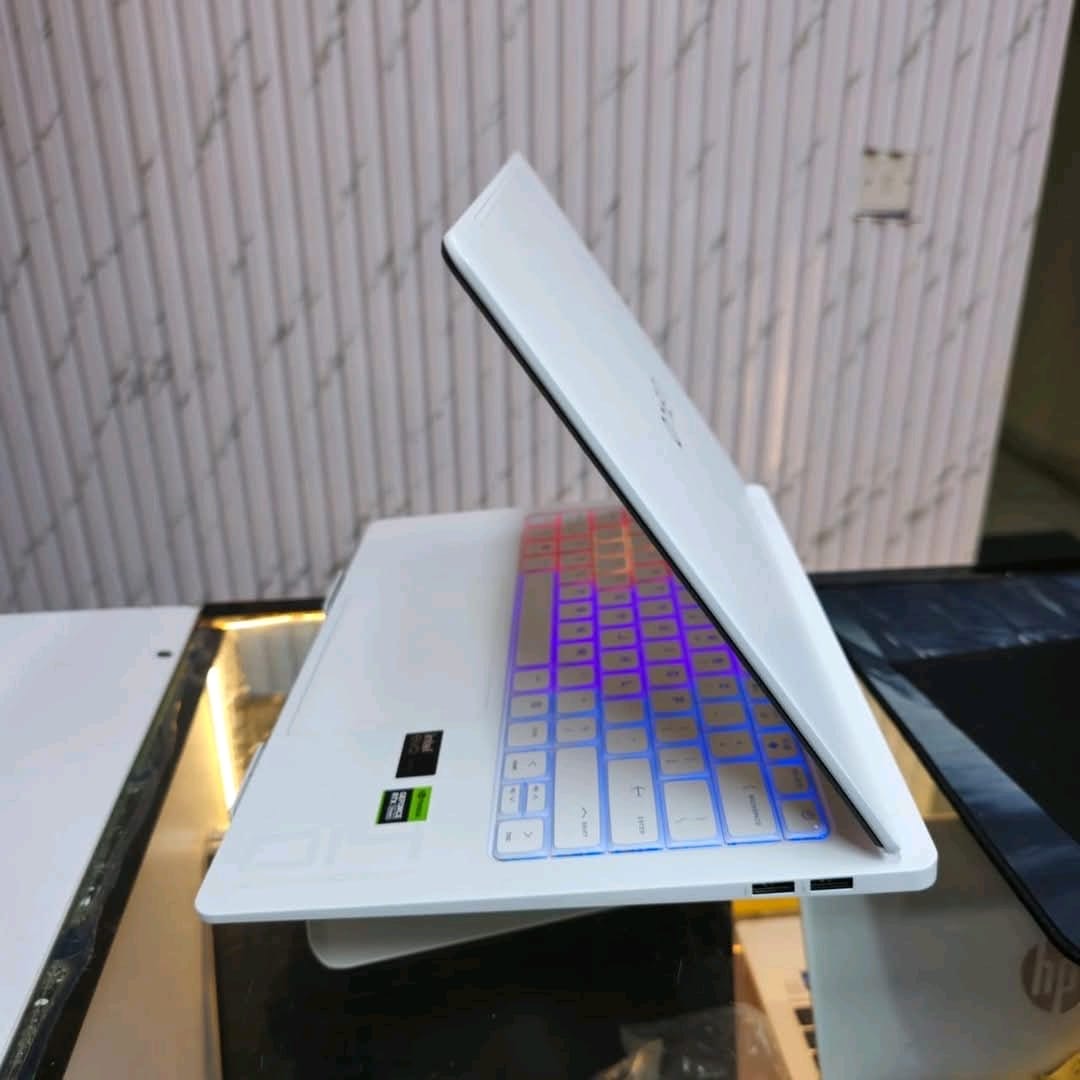 HP OMEN Transcend 14 Gaming Laptop | 32GB RAM, 1TB SSD, RTX 4060, 14” OLED – Best Price in Kenya