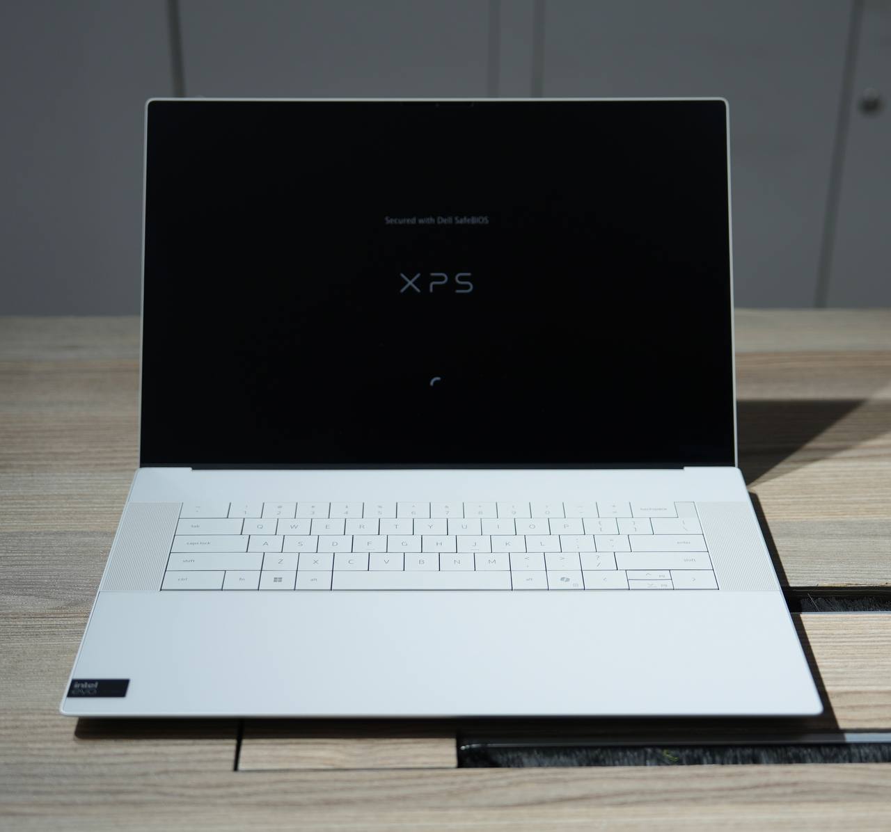 Dell XPS 16 9640 Premium Laptop – 16-Core Intel Ultra 7, 1TB SSD, 16GB RAM, NVIDIA RTX 4050