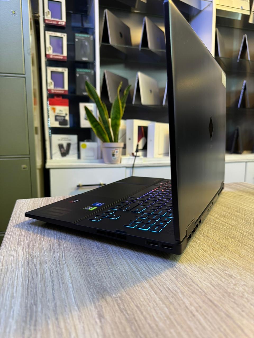 HP Omen 16 Gaming Laptop — Intel Core i7 12th Gen, RTX 3060 6GB, 32GB RAM, 1TB SSD, RGB Keyboard